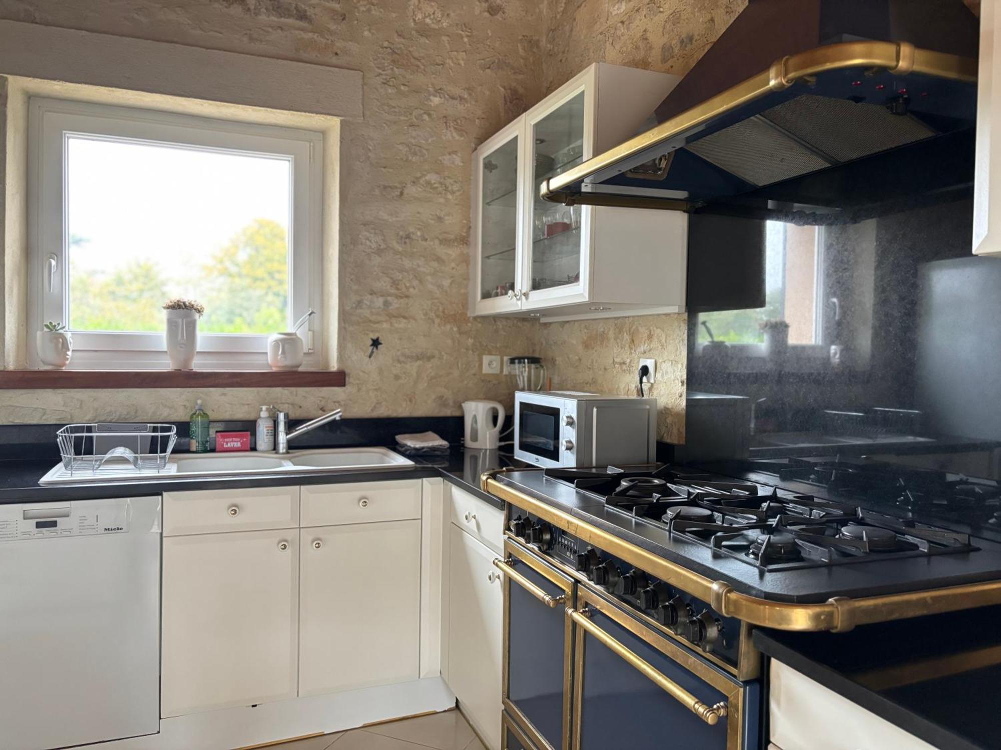 Le So Art, Grande Maison 4 Chambres, Terrain De Petanque, Grand Jardin Clos, Flipper, Babyfoot, Jeux Arcade, Ping Pong,1 Km Mer, Proche Golf, Port En Bessin, Bayeux Et Plages Du Debarquement, Adaptee Enfants Commes Εξωτερικό φωτογραφία
